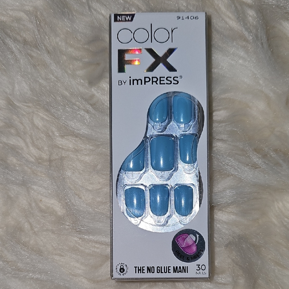 Kiss Blue Press-On Nails Modern Metallic Finish